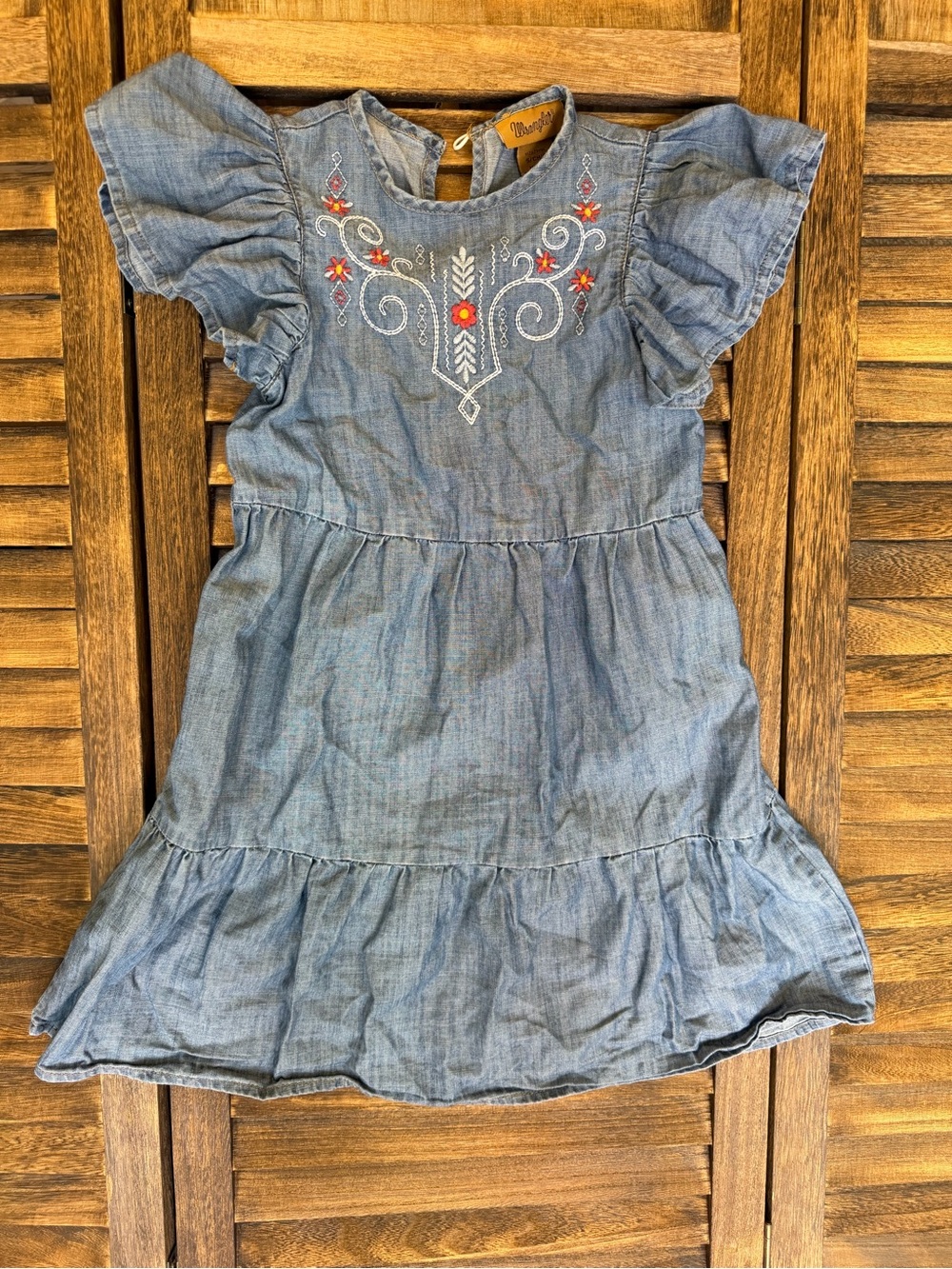 Wrangler Blue Chambray Denim Dress with Red & White Floral Detail Size Small
